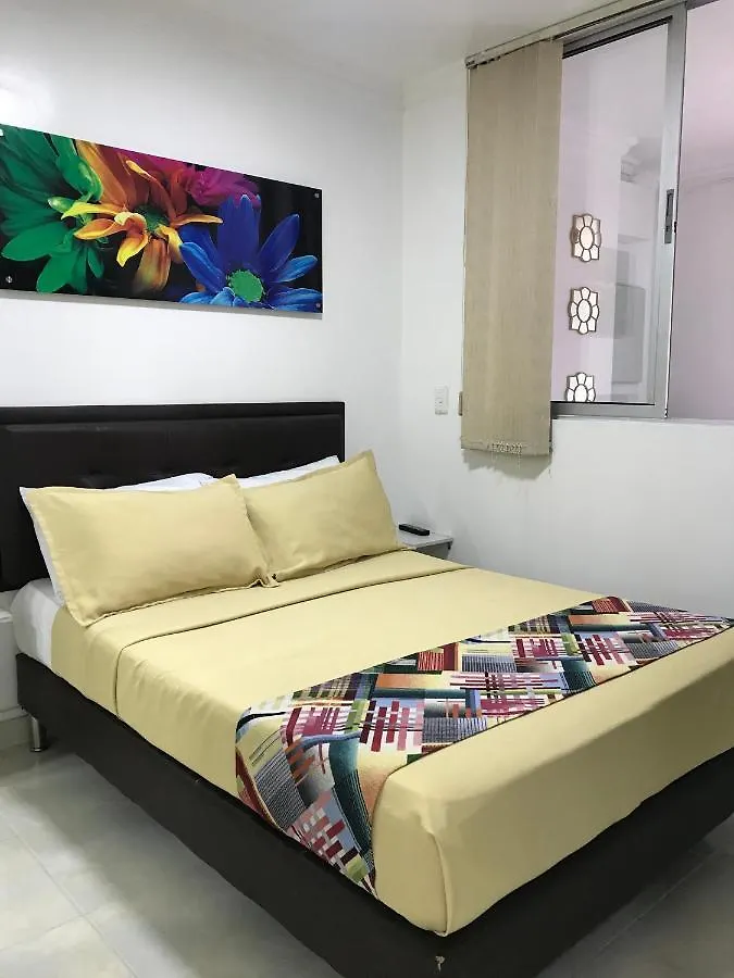 Apartamentos Amoblados Jg De La 70 麦德林