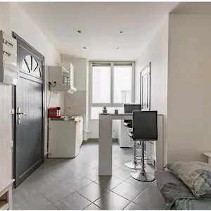 Studio Cosy, Calme, Netflix +wifi Appartement Montélimar