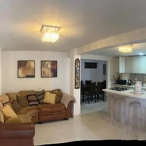 Lindo Apartamento Apartamento