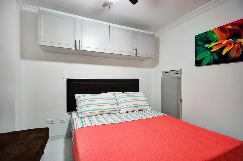 Apartamentos Amoblados Jg De La 70 Medellín 0*,  Kolumbien