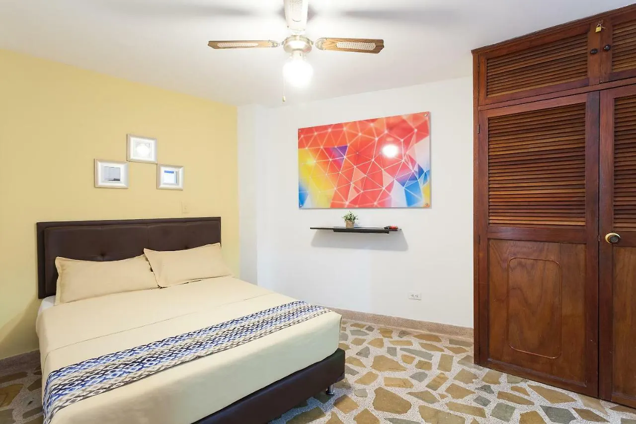 Apartamentos Amoblados Jg De La 70 Medellín