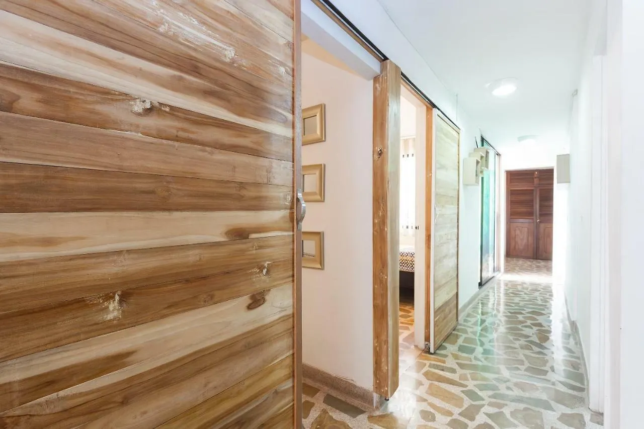 Apartamentos Amoblados Jg De La 70 Medellín Kolumbien