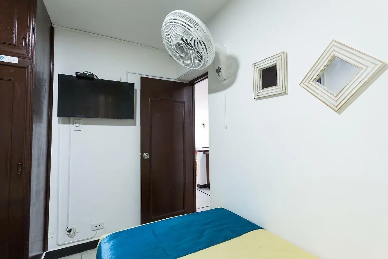 Apartamentos Amoblados Jg De La 70 Medellín